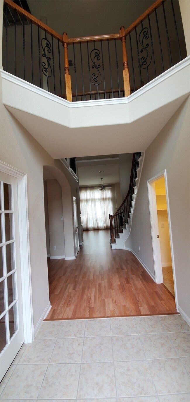 Building Photo - 26306 Reston Hill Ln