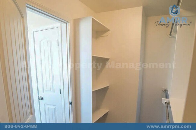 Building Photo - Rare 3 Bedroom In Greenland ISD!