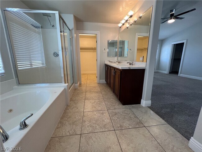 Building Photo - 9460 Glendora Valley St