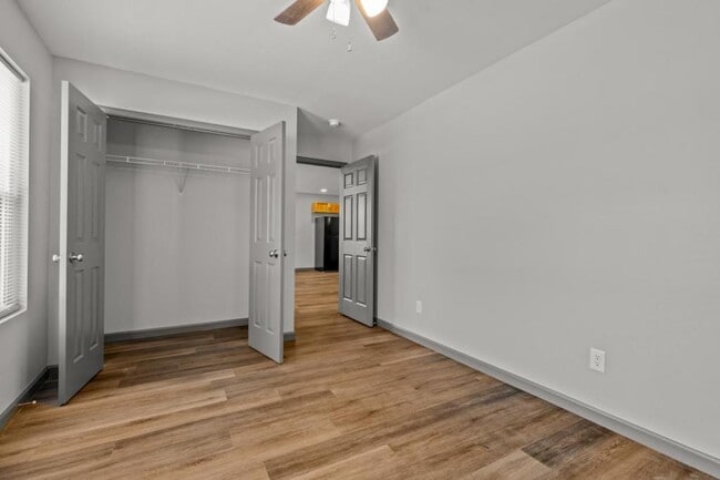 Building Photo - 231 E Cofield St