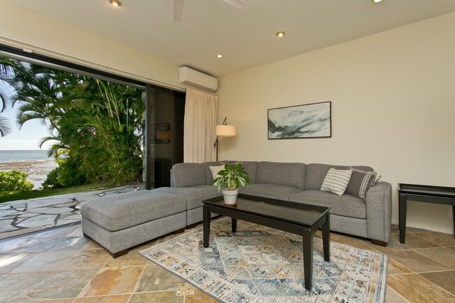 Building Photo - 117C Maunalua Ave