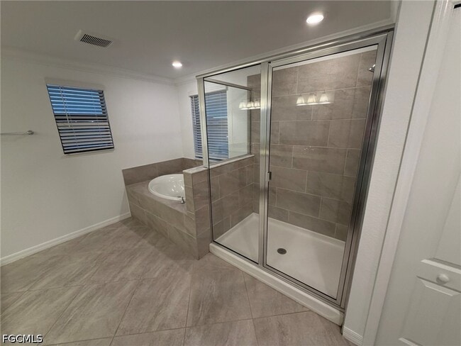 Building Photo - 14543 Cantabria Dr