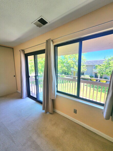 Master bedroom 4 - 4634 Adobe River Ct