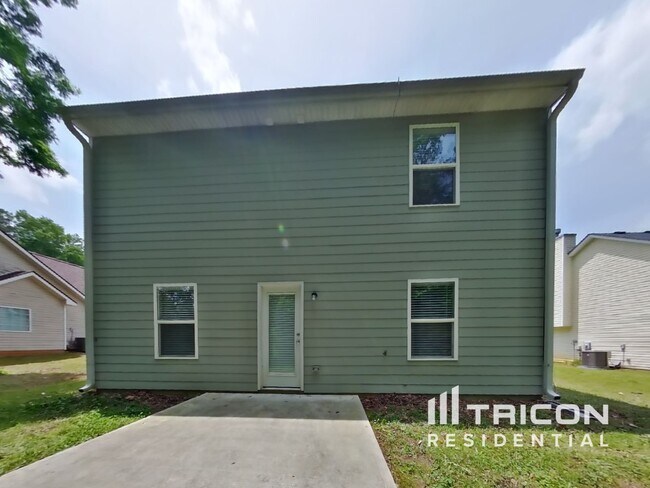 Building Photo - 405 Robin Hill Ln