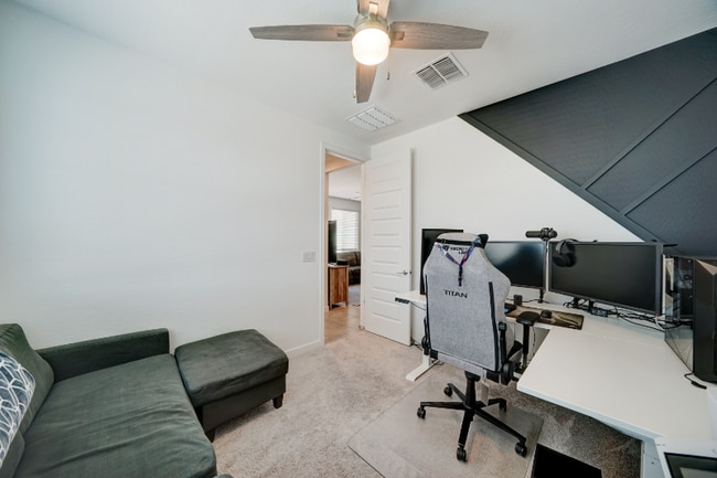 Building Photo - 4100 S Pinelake Way