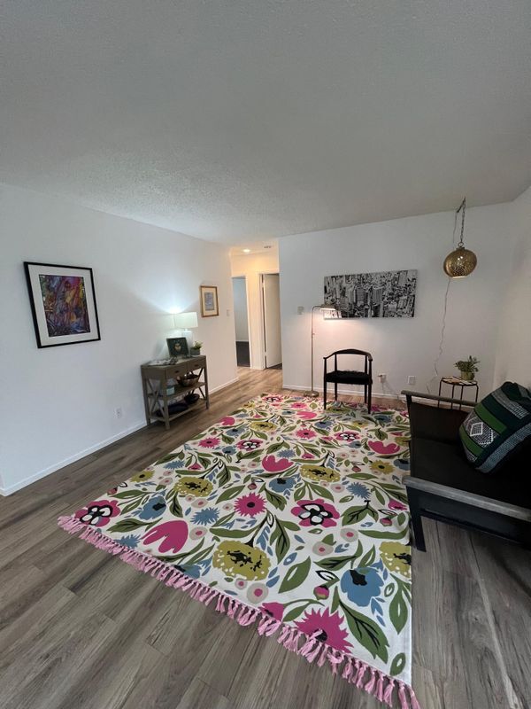 Building Photo - 315 Junipero Ave