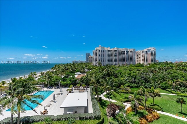 Building Photo - 613 Ocean Dr