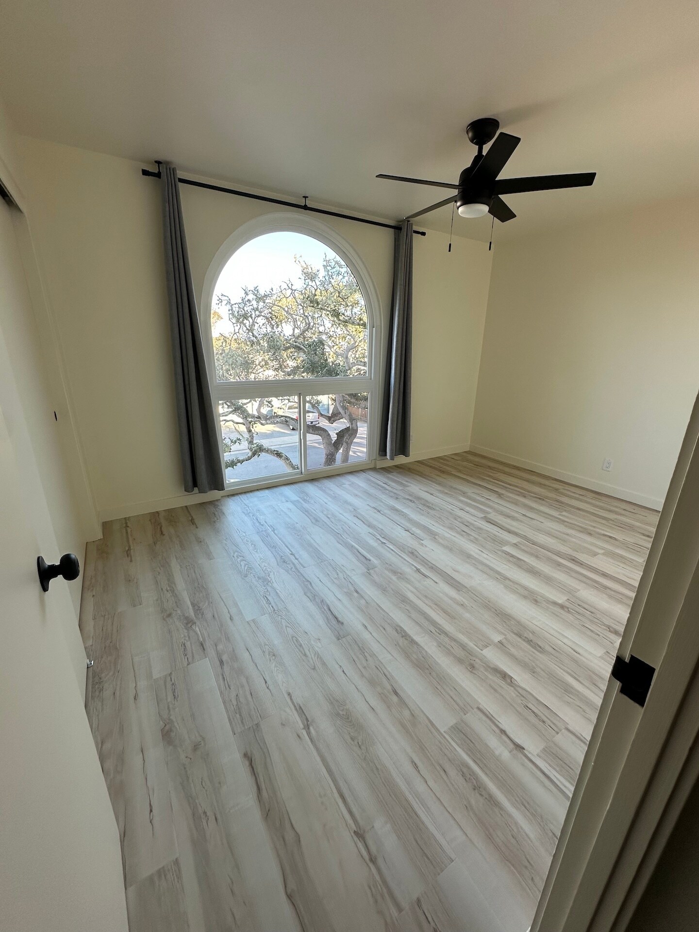 Building Photo - 1120 McClellan Ave