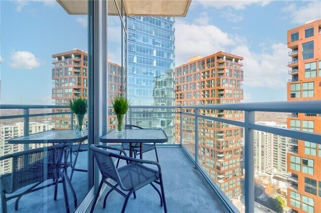 Building Photo - 1065 Peachtree St NE