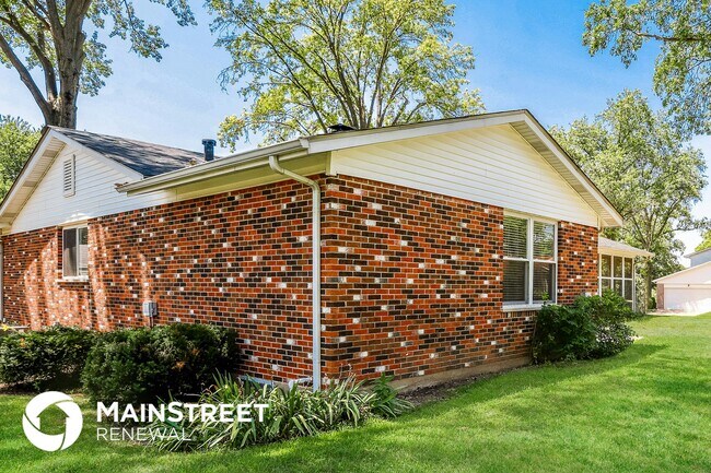 Building Photo - 14290 Mondoubleau Lane