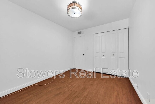 Building Photo - 40232 San Sebastian Pl