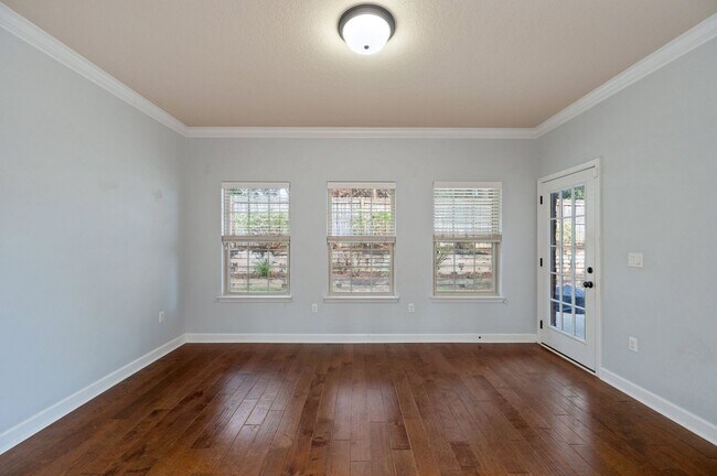 Building Photo - Beautiful 4 Bed / 2.5 Bath Home in Duggan ...