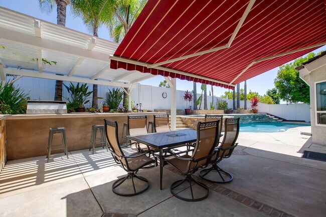 Building Photo - 7446 Trigo Ln