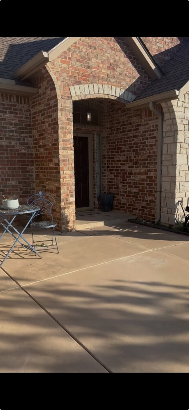 Building Photo - 18208 Auburn Meadows Dr