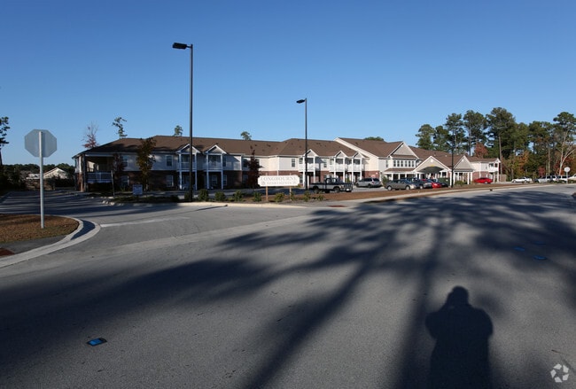 Primary Photo - Longbourne Apartments