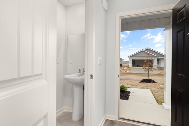 Building Photo - 4 bedroom, 2.5 bath built in 2025 by DR Horton in Byhalia