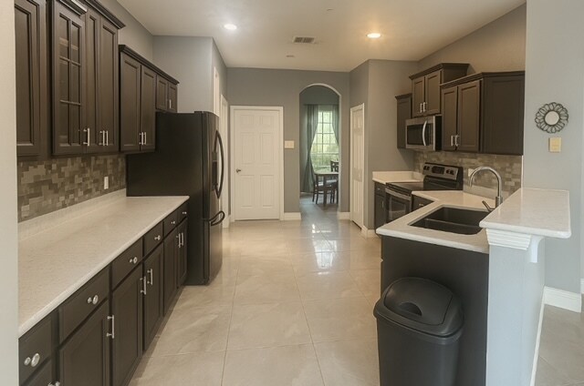 Building Photo - 161 Southampton Dr
