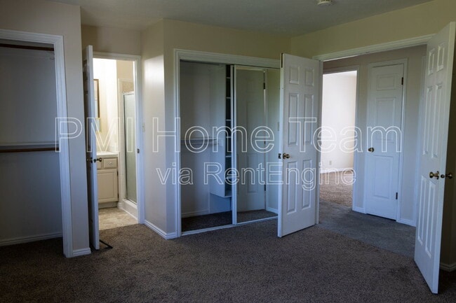 Building Photo - 5095 Taylor Ave