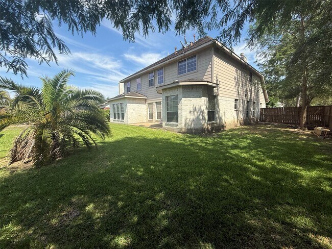 Building Photo - 14009 Hollow Canyon Ln