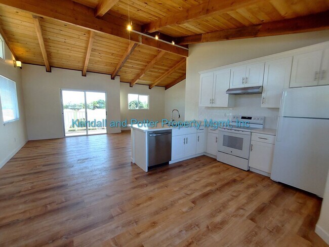 Building Photo - East Lake Ranch, LLC