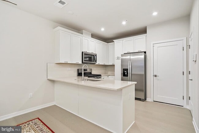 Building Photo - 7410 Backett Wood Ter