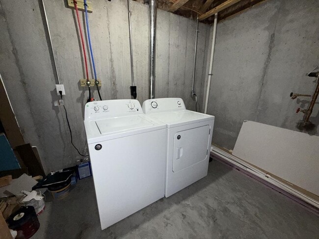 Building Photo - Beautiful 2 Bedroom / 2.5 Bath for Rent in Maryland Heights !