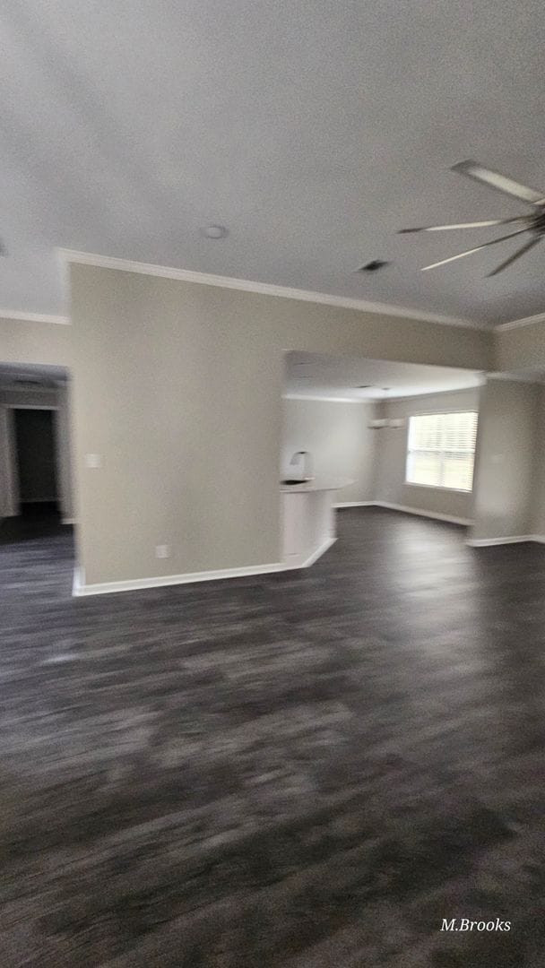 Building Photo - Country living but conveniently located in Kingsgate S/D in North Lowndes County near Moody AFB.