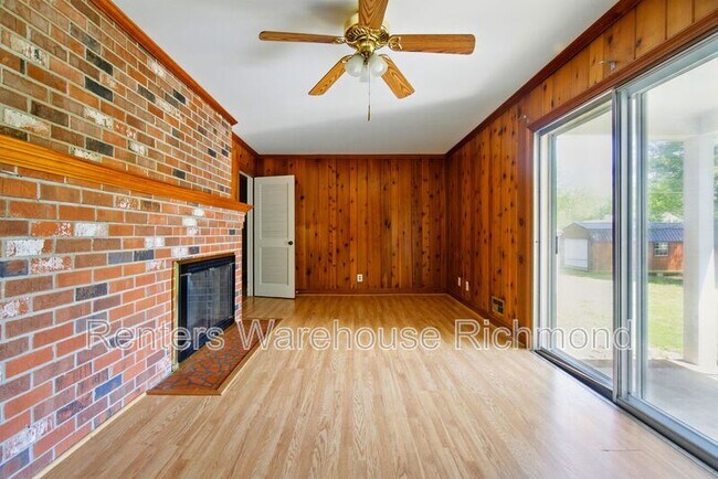 Building Photo - 4817 Stornoway Dr