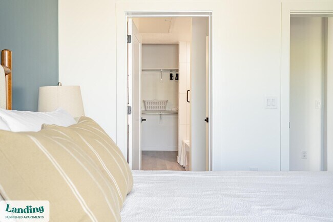 Building Photo - 357 E 500 S