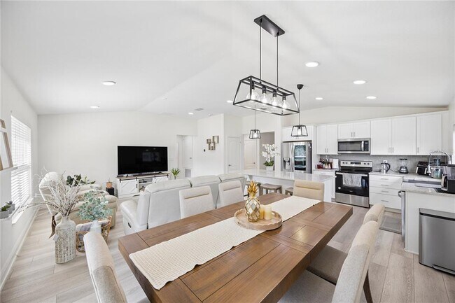 Building Photo - 2892 Sanctuary Dr