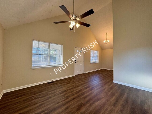 Building Photo - 4320 Ohls Ave