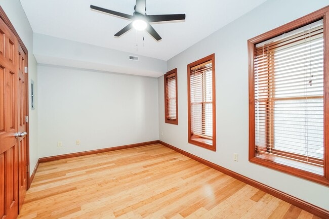Building Photo - Charming 1-Bedroom Apartment with Exposed Brick, Hardwood Floors & Updated Kitchen
