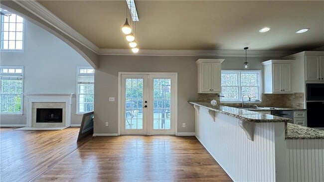 Building Photo - 7195 Devonhall Way