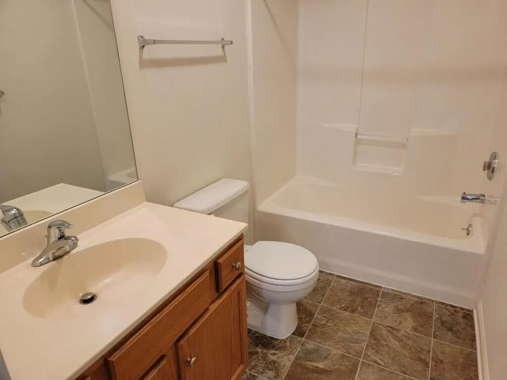 Building Photo - 1355 Martin Ave