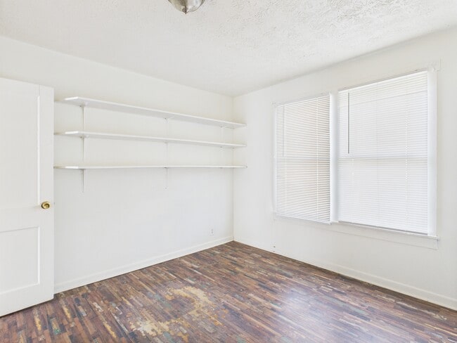 Building Photo - 138 Watson St