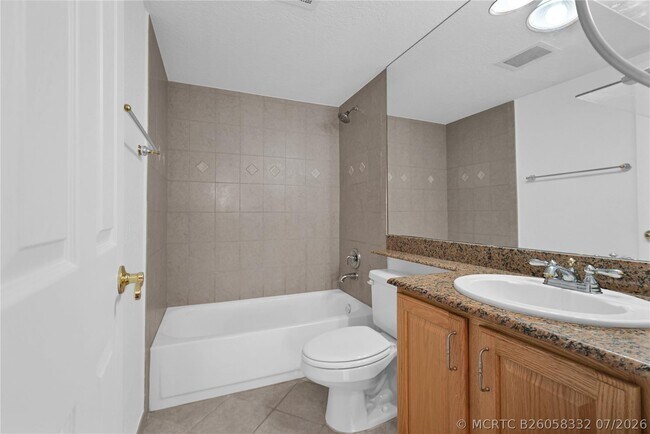 Building Photo - 1515 E Broward Blvd