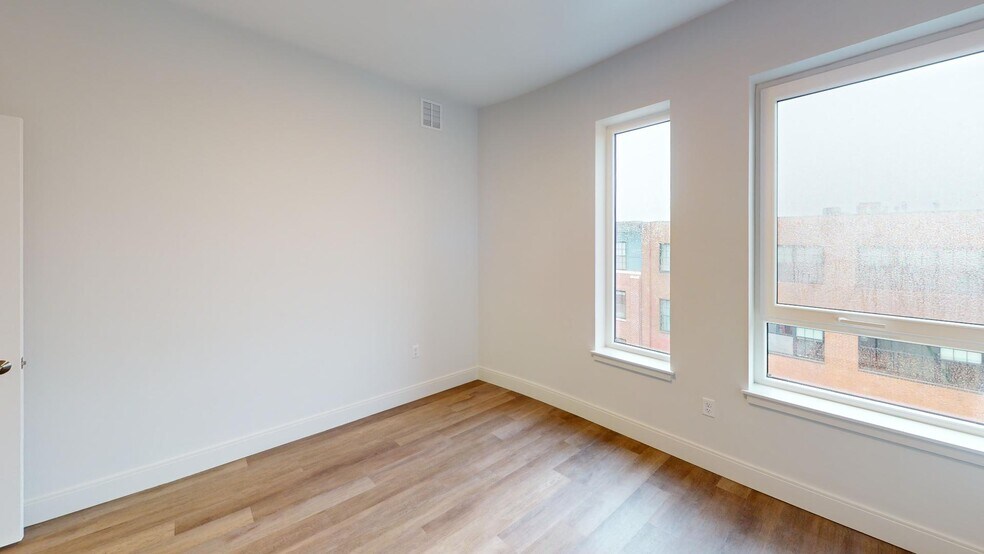Building Photo - 957 Dorchester Ave