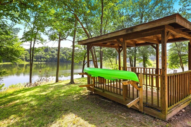 Building Photo - 19845 Groth Rd