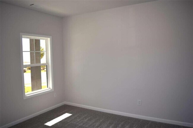 Building Photo - 184 Auburn Crossing Dr