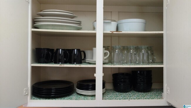 Building Photo - 2014 Montreat Pkwy