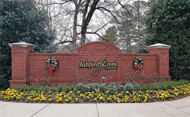 Building Photo - 1284 Ashford Creek Way NE