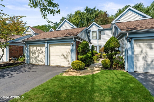 Building Photo - 39 Gimbel Pl