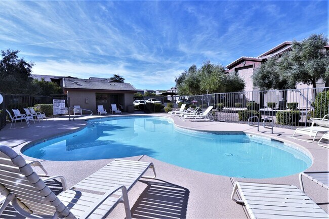 Building Photo - Charming 1 Bedroom Condo close to Durango ...