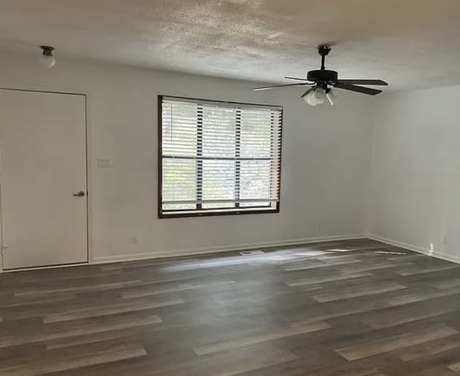 Building Photo - Home for Rent in Hot Springs!