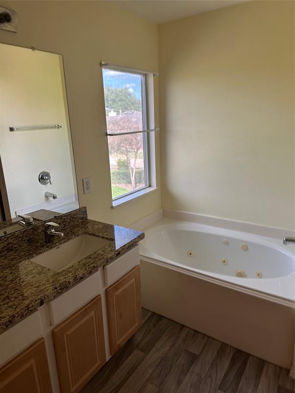 Building Photo - 17523 Poplar Canyon Ln