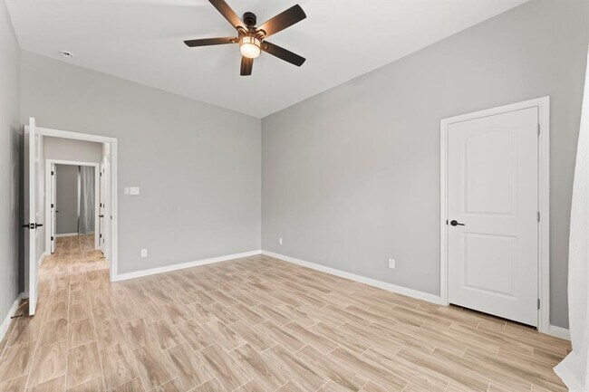 Building Photo - 12511 Savage Ct