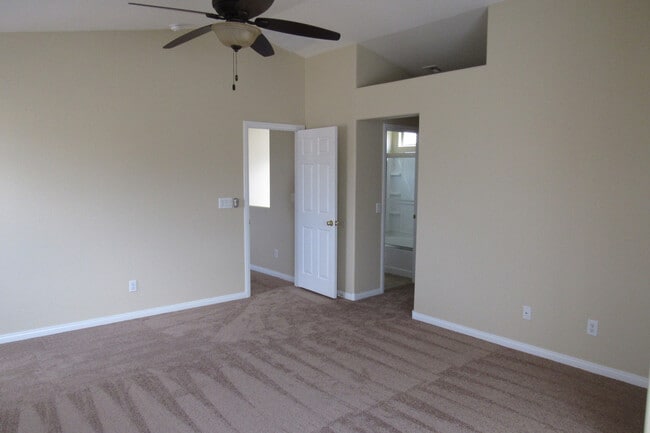 Building Photo - COMING SOON-BEAUTIFUL 2 STORY HOME LOCATED IN HENDERSON WITH STRIP AND MOUNTAIN VIEWS!