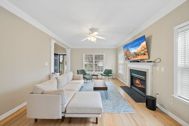 Building Photo - 9429 Shallcross Way