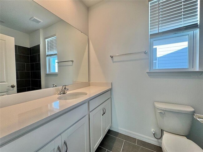 Building Photo - 313 Platform Ln