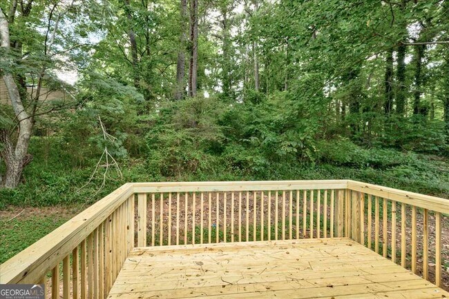 Building Photo - 8292 Blackfoot Trail